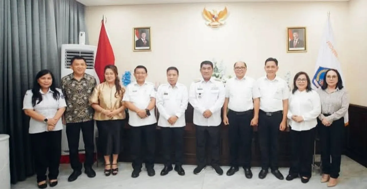 Gubernur Yulius Ajak GMIM Wujudkan Natal Nasional sebagai Momentum Persatuan Bangsa