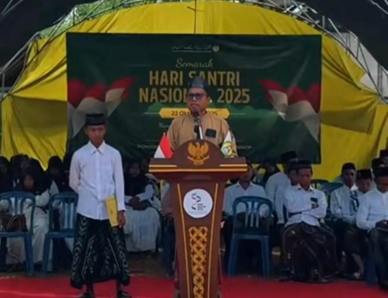 Peringati Hari Santri 2025 di PP Mansyaul Ulum: K. Mustafa Muafi Tekankan Adab Pembeda Santri