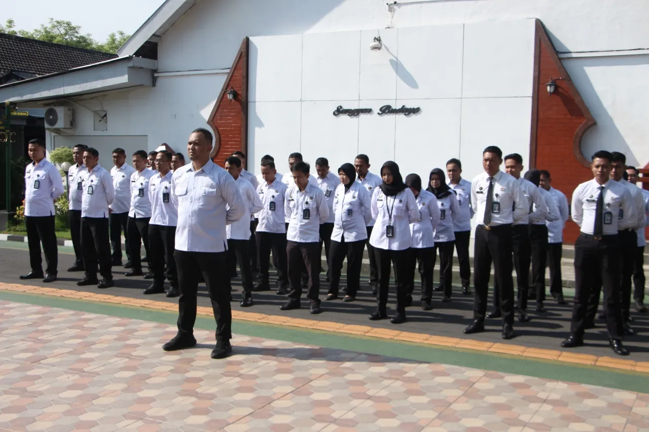 Tegaskan Konsistensi Kinerja, Kalapas I Madiun Arahkan Petugas Lanjutkan Program Sudah Berjalan, Jangan Hanya Formalitas