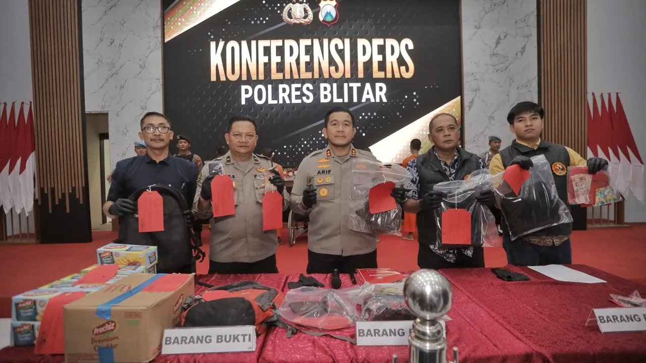 Polres Blitar Ungkap 12 Kasus Selama Operasi Sikat Semeru 2025