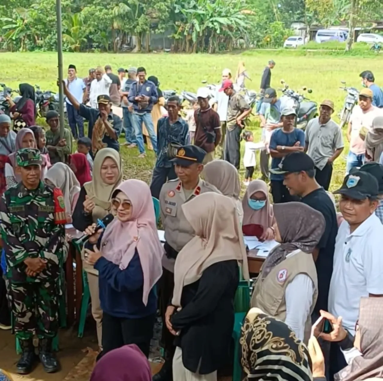 Bupati Pandeglang: Peringatan Harkesnas ke-61 & Hari Korpri ke-54 di Kecamatan Cibitung