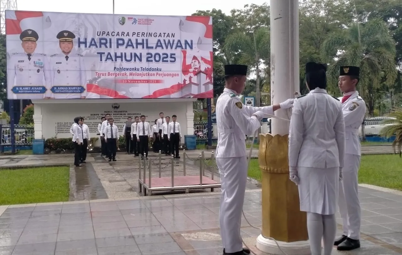 Pemkab Sampang Gelar Upacara Hari Pahlawan, Dandim Ajak Teladani Kesabaran dan Keikhlasan Pejuang