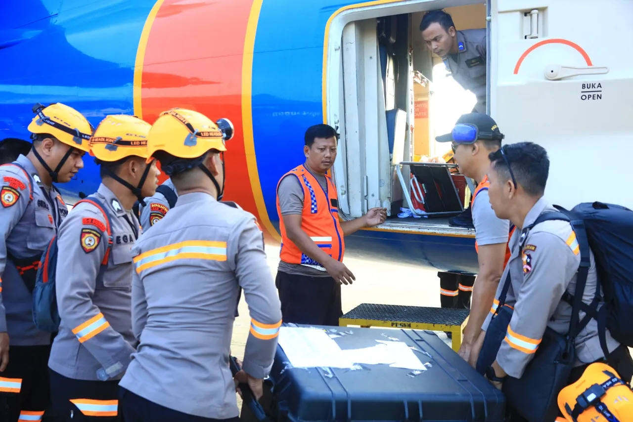 Polri Gelar Apel Pergeseran Pasukan, Tegaskan Komitmen Percepatan Bantuan Bencana