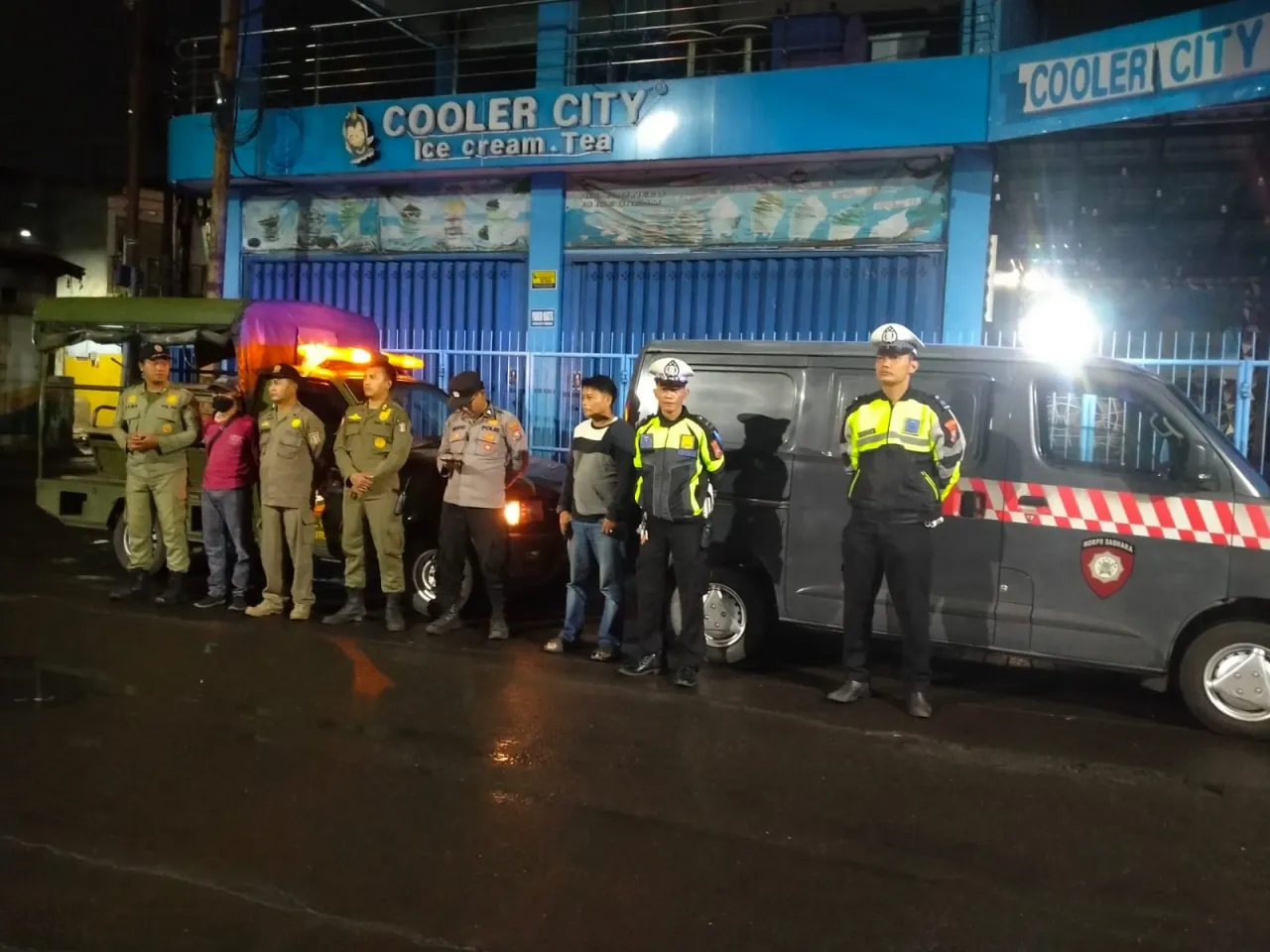 Under Control: Patroli Harkamtibmas Polsek Semampir