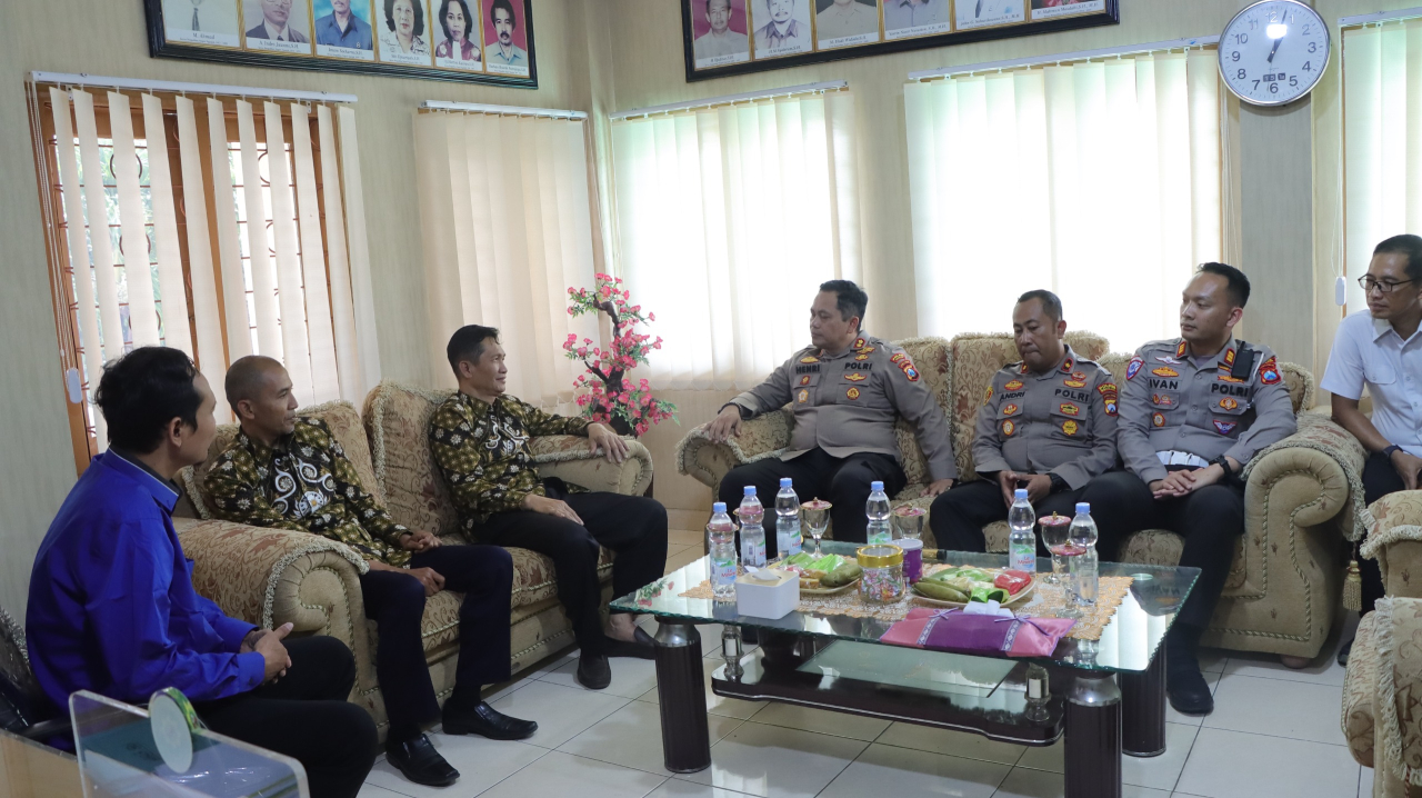 Pererat Sinergi, Kapolres Nganjuk Sambangi Kejari dan PN Nganjuk