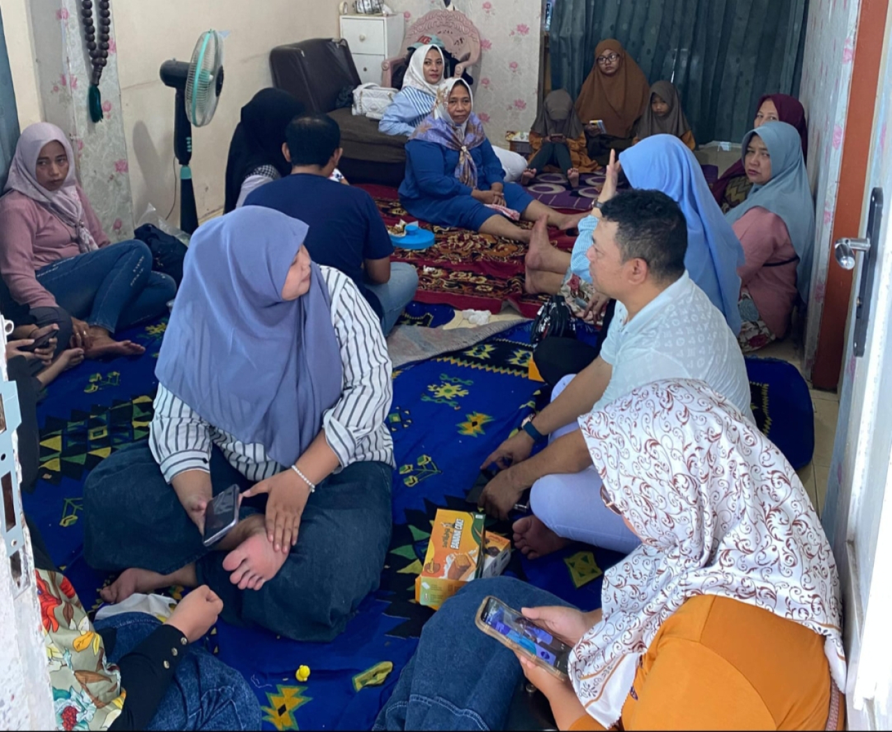 Arisan Keluarga Umar Hayat di Manfaatkan Bagi Bagi ke Anak Yatim dan Khaum Dhuafa