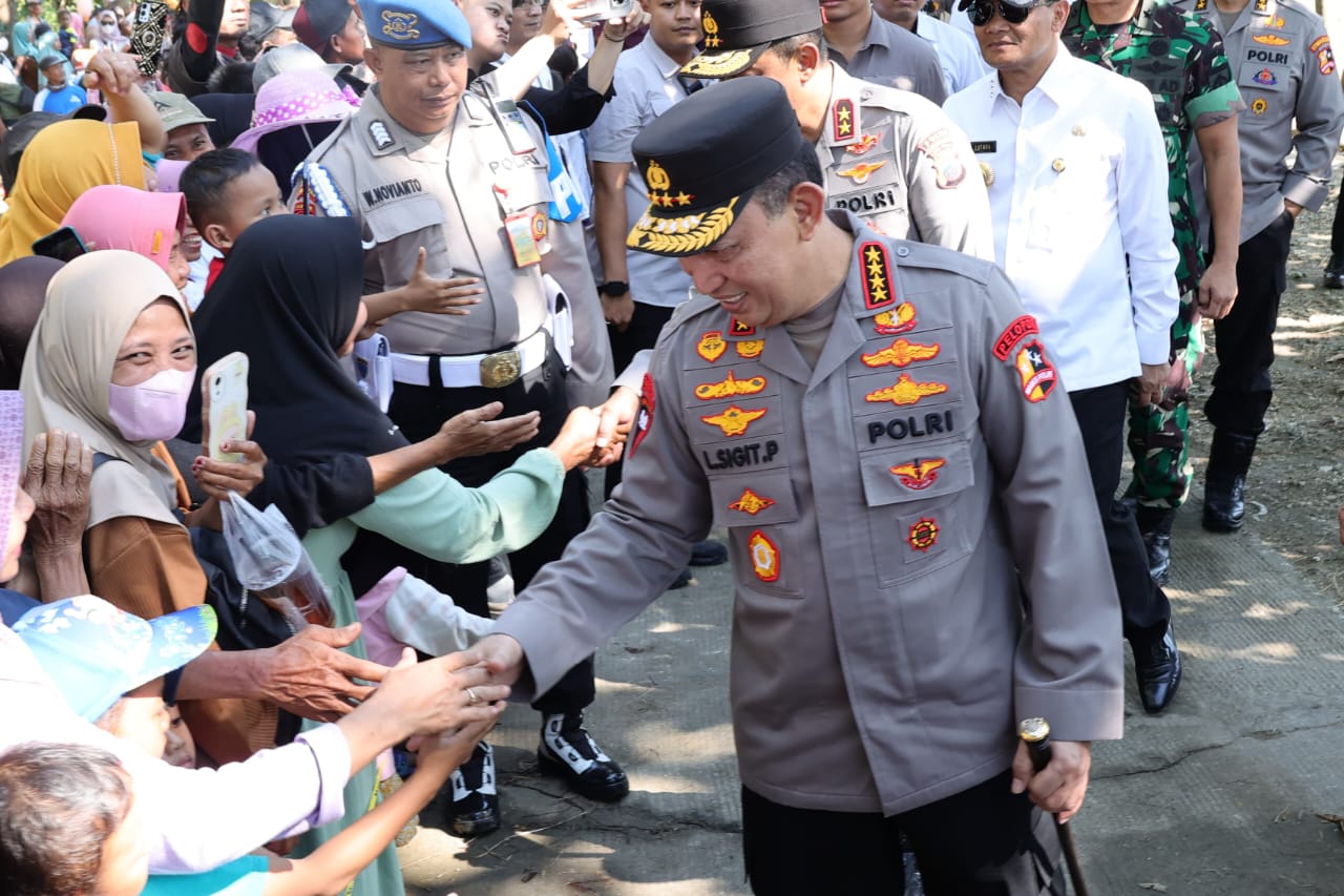 Terus Wujudkan Swasembada Pangan, Kapolri Laksanakan Penanaman Jagung Kuartal III 