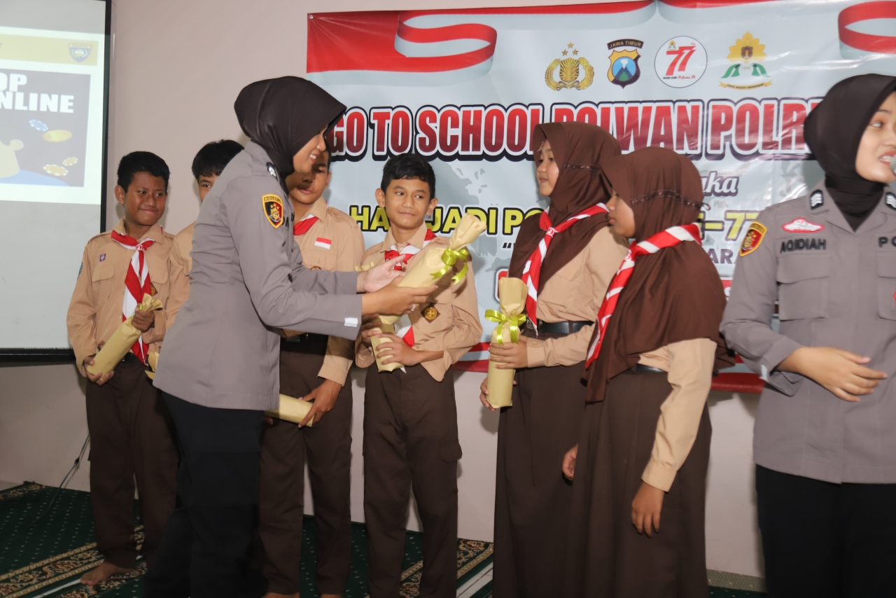 Polres Magetan Warnai Hari Jadi Polwan ke-77 Blusukan ke Sekolah Edukasi Anti Bullying