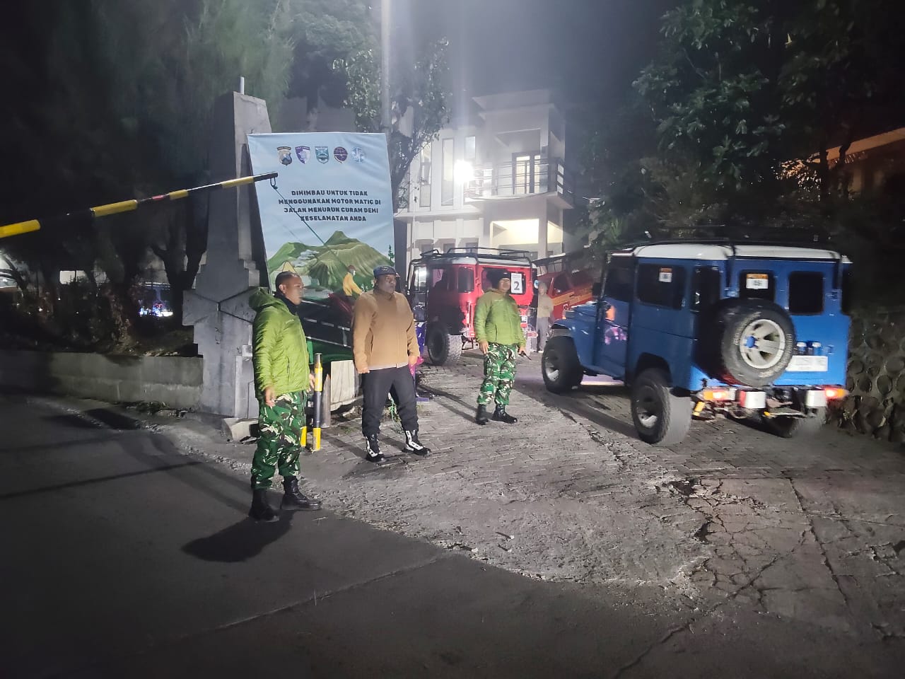 Polres Probolinggo Siagakan Personel Pengamanan di Gunung Bromo pada Libur Panjang Maulid Nabi