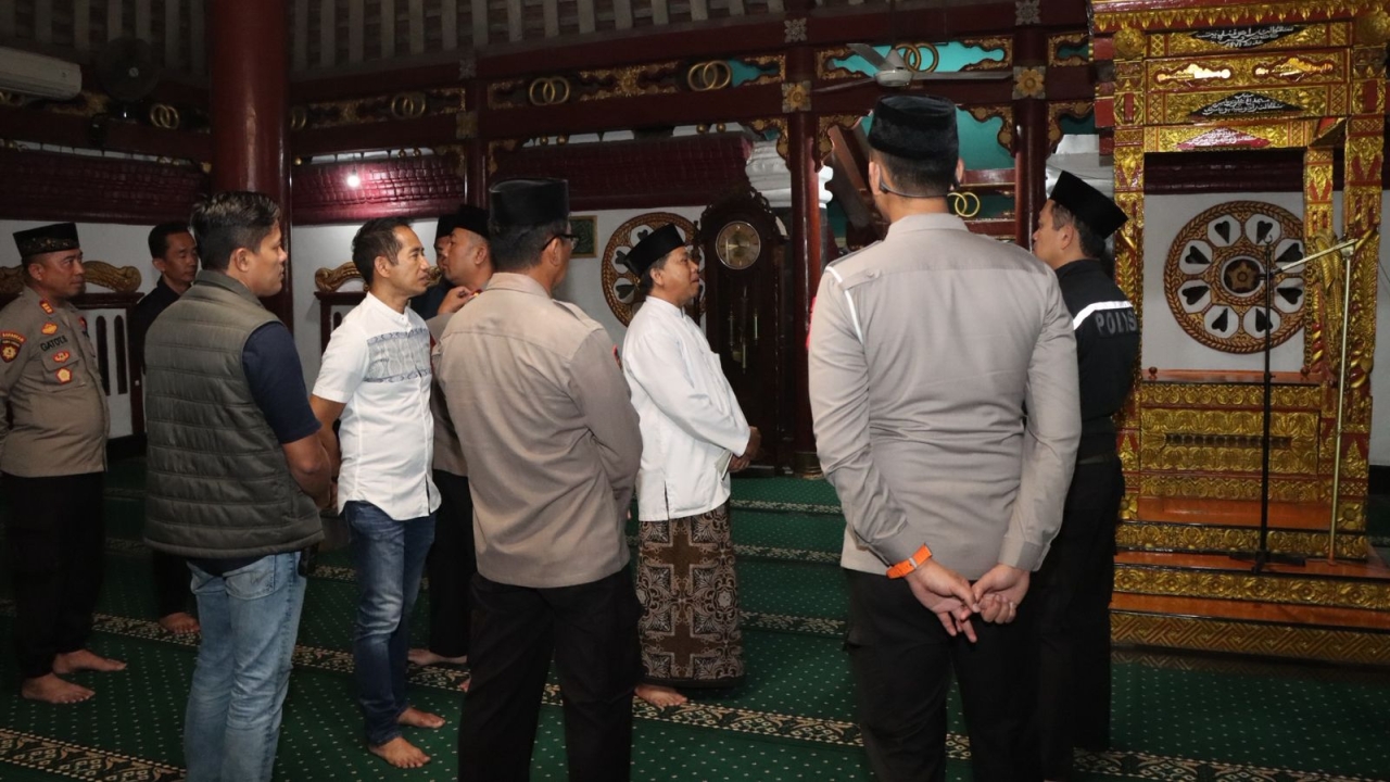 Kapolres Nganjuk Gelar Silaturahmi Kamtibmas di Masjid Al-Mubarok Berbek