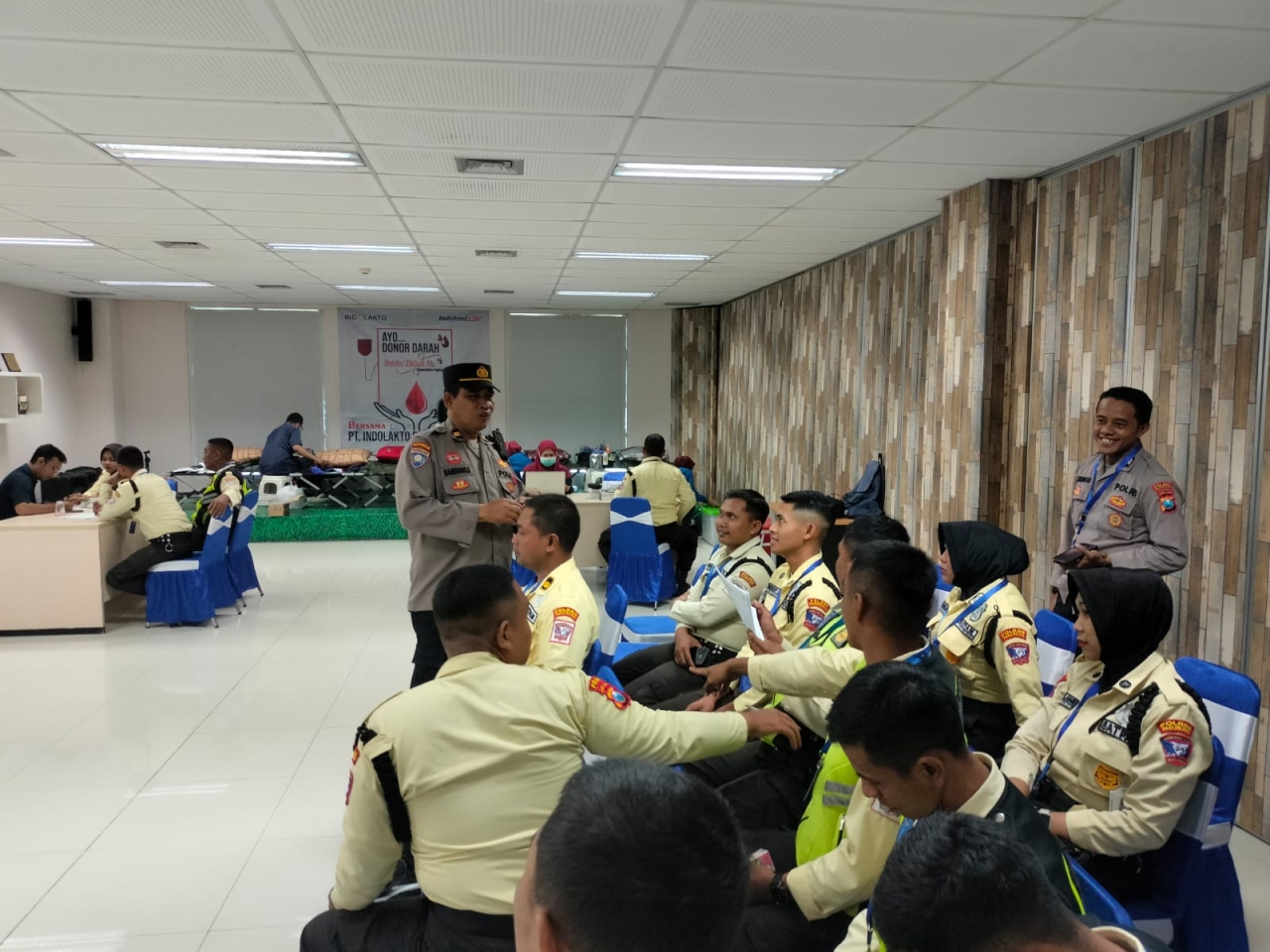 Kolaburasi Polres Pasuruan Dan Satpam Mengadakan Donor Darah Dalam Rangkan HUT Satpam Ke-45