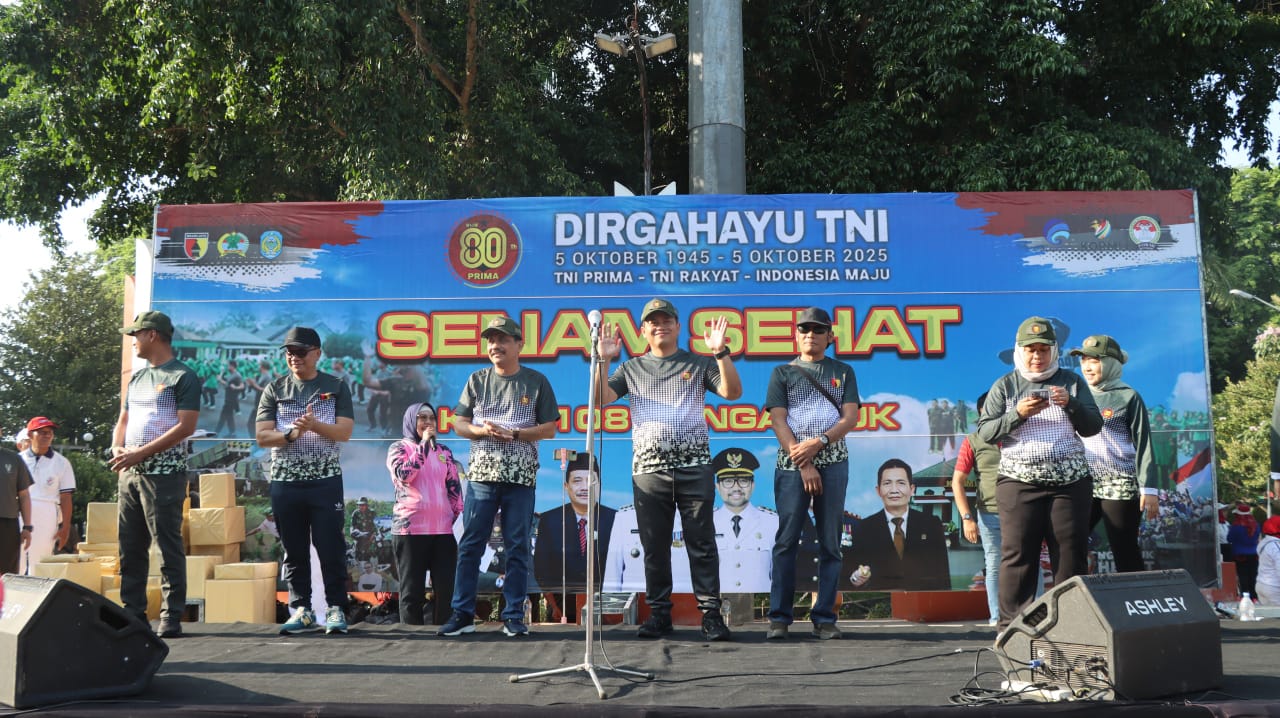 Kapolres Nganjuk Hadiri Bakti Sosial dan Olahraga Bersama Peringati HUT TNI ke-80
