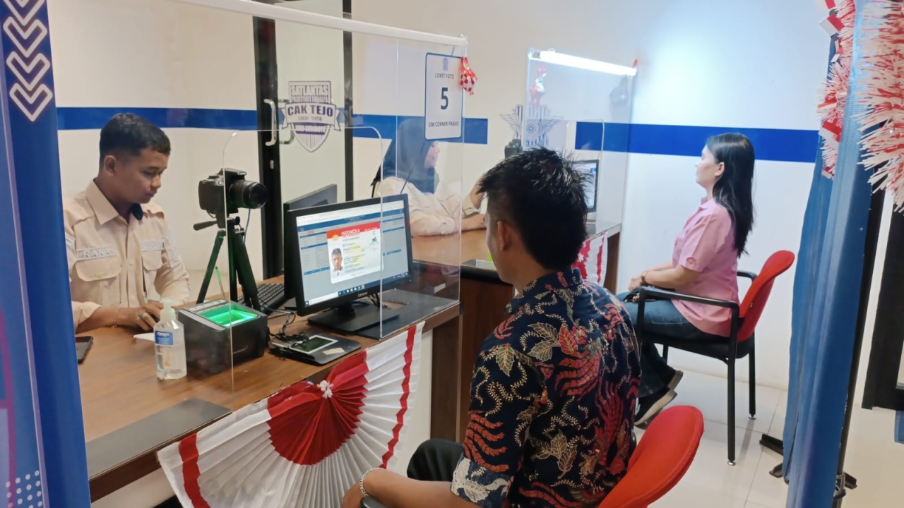 Satpas SIM Kolombo Surabaya: Hadirkan Layanan Publik yang Cepat – Transparan dan Humanis Lewat Program Polantas Menyapa