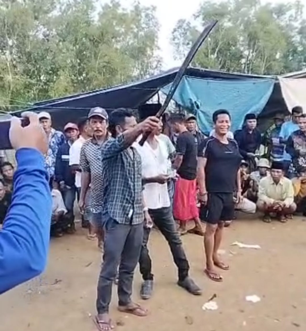 Perjudian Sabung Ayam di Batu Poro Sampang, Semakin Tak Terbendung, Ketegasan Kapolres Diuji