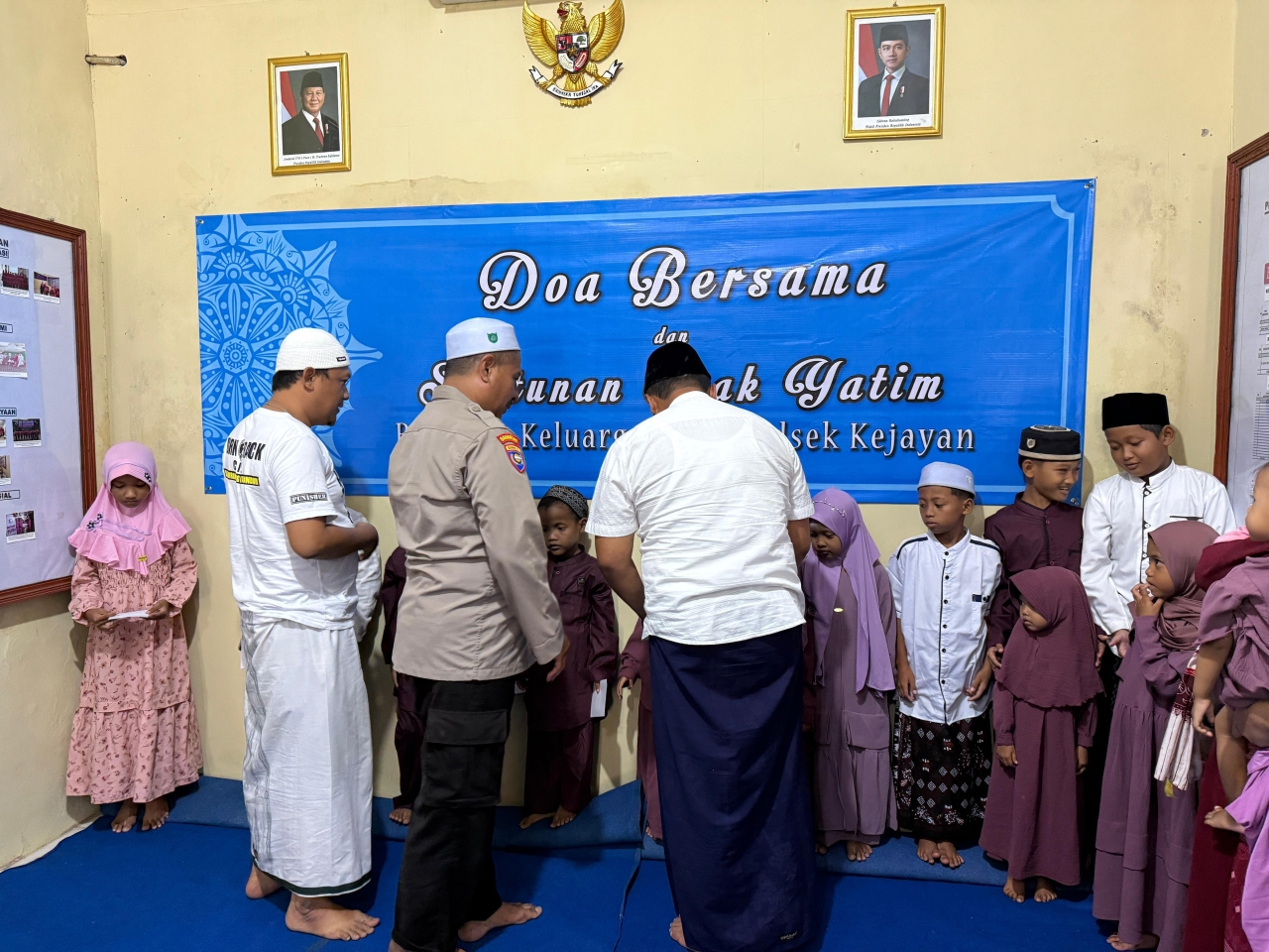 Kapolsek Kejayan Gelar Doa Bersama dan Santunan Anak Yatim, Harap Keberkahan dan Kondusivitas Wilayah