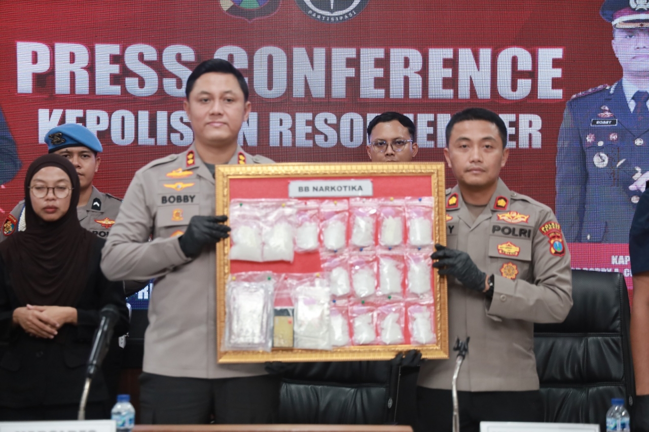 Polres Jember Bongkar Jaringan Narkotika Antar Pulau, 885 Gram Sabu dan 300 Butir Ekstasi Disita