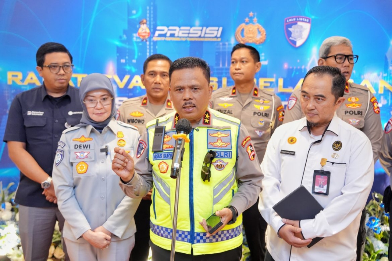 Rapat Evaluasi Regident dan Rakernis Gakkum 2025, Kakorlantas: Pembayaran Pajak Semudah Membayar Pulsa