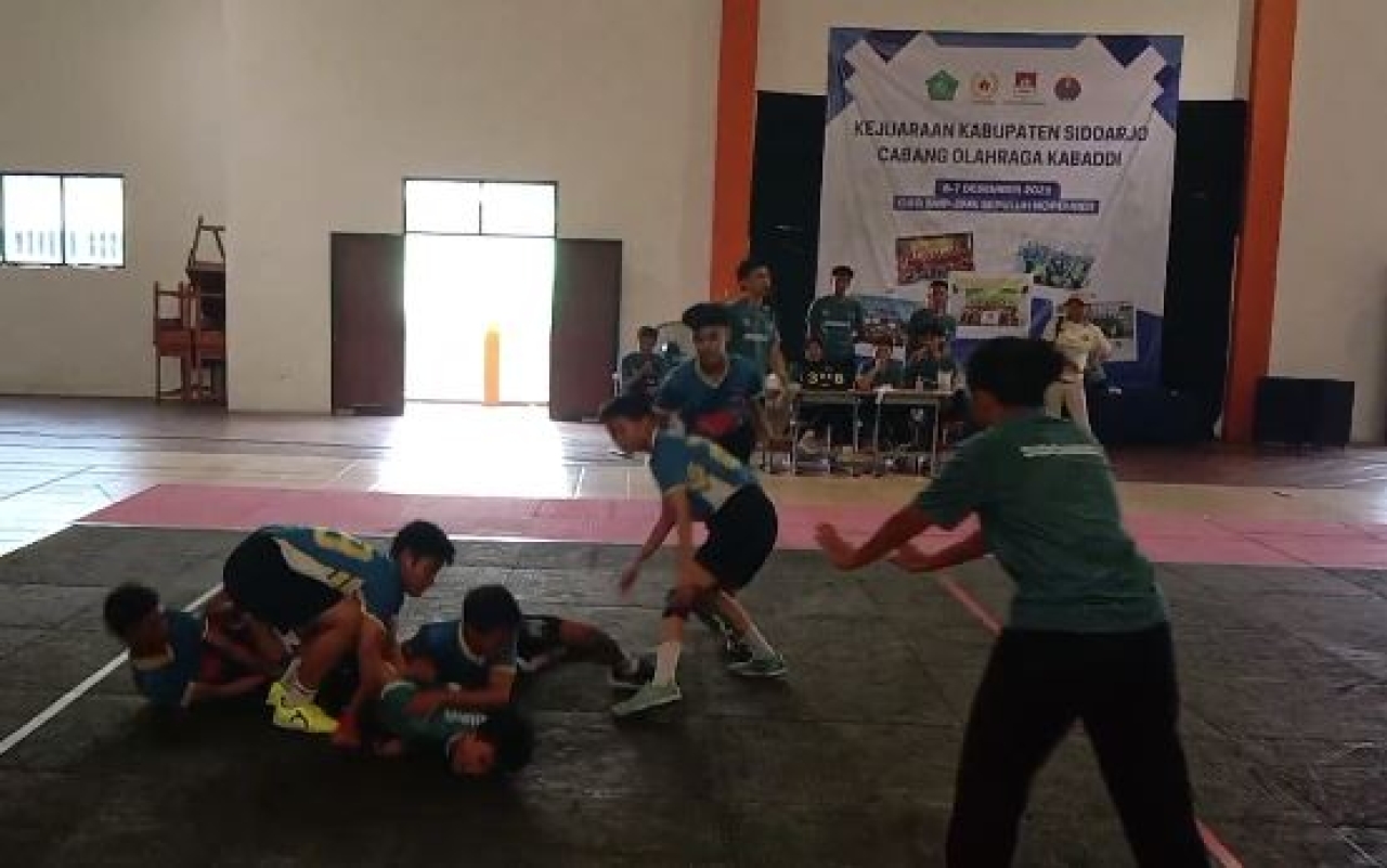 Pelajar Sidoarjo Ramaikan Kejurkab Kabaddi Sidoarjo 2025