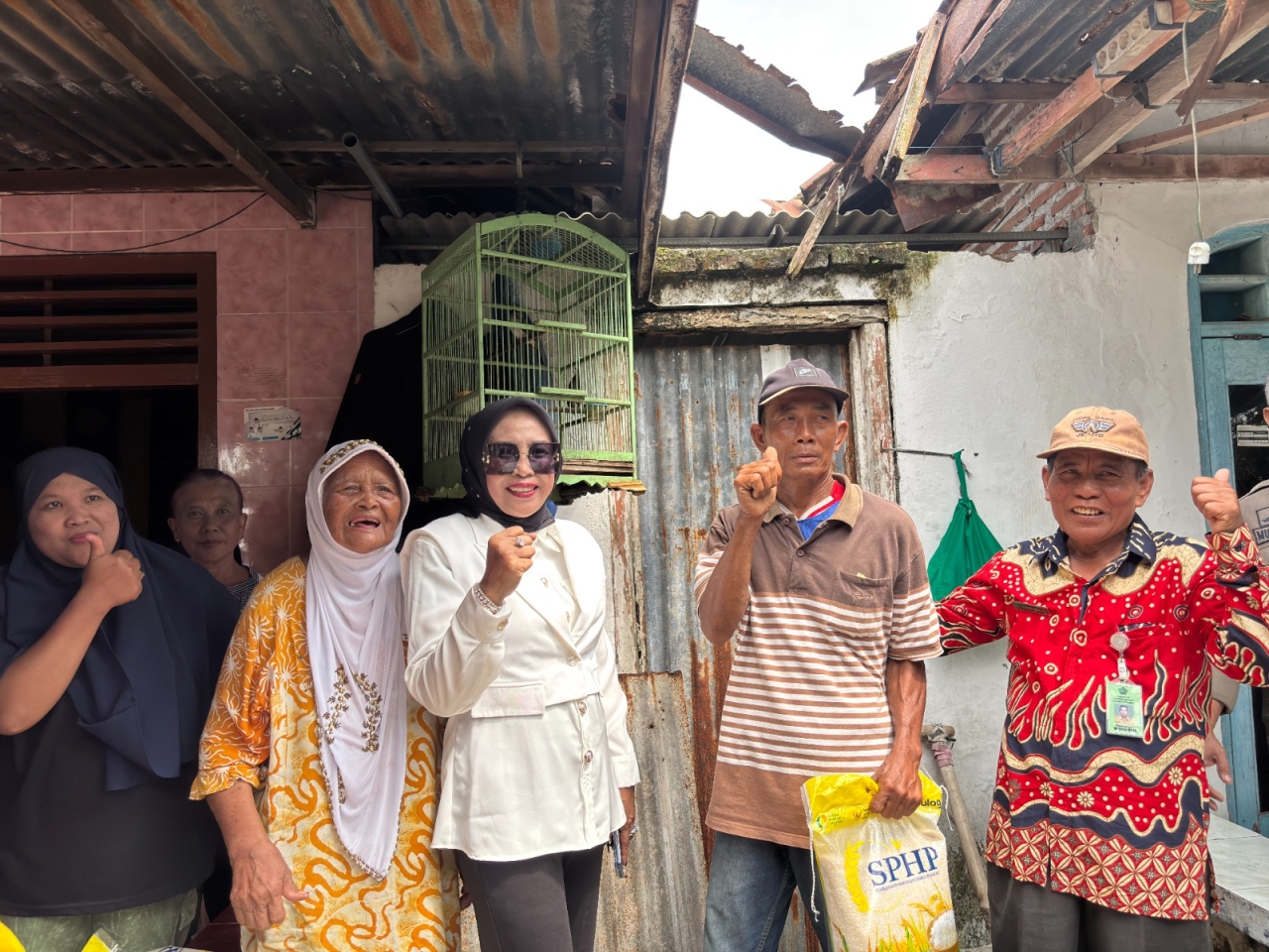 Wabup Sidoarjo Tinjau Kerusakan Rumah Warga Akibat Angin Kencang, Pastikan yang Terdampak Segera Dapat Bantuan Renovasi