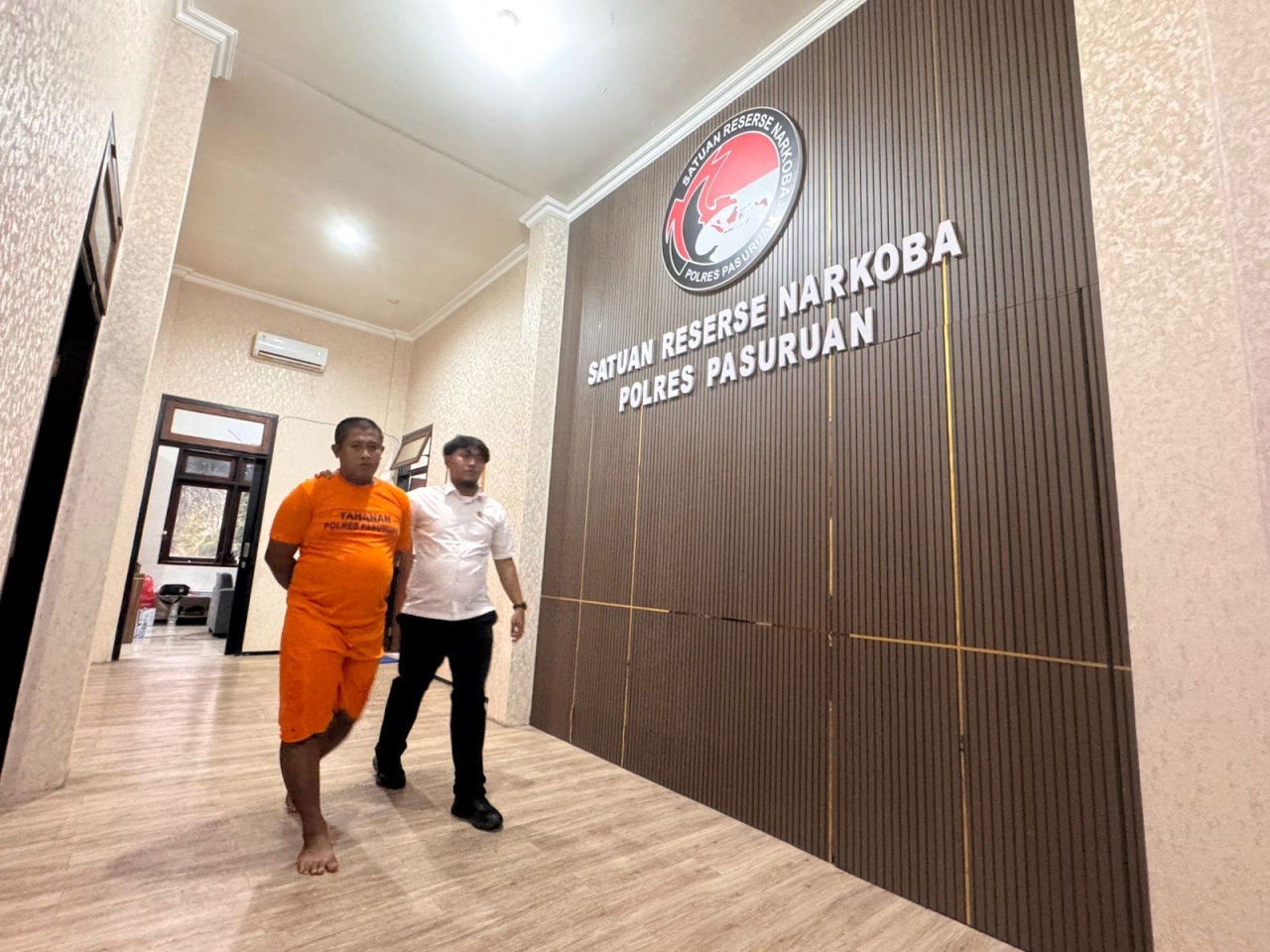 Polres Pasuruan Tangkap Pengedar Sabu dengan 32 Poket Sabu di Bangil