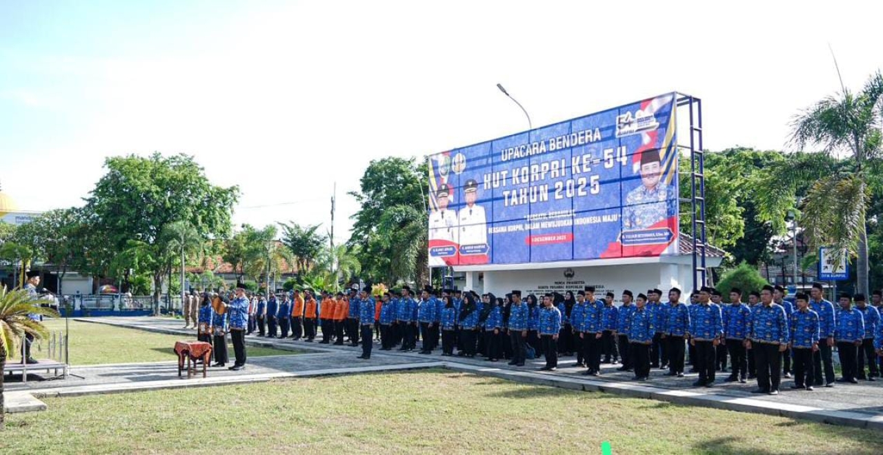Foto : saat Peringati HUT ke-54, KORPRI Sampang di pemkab