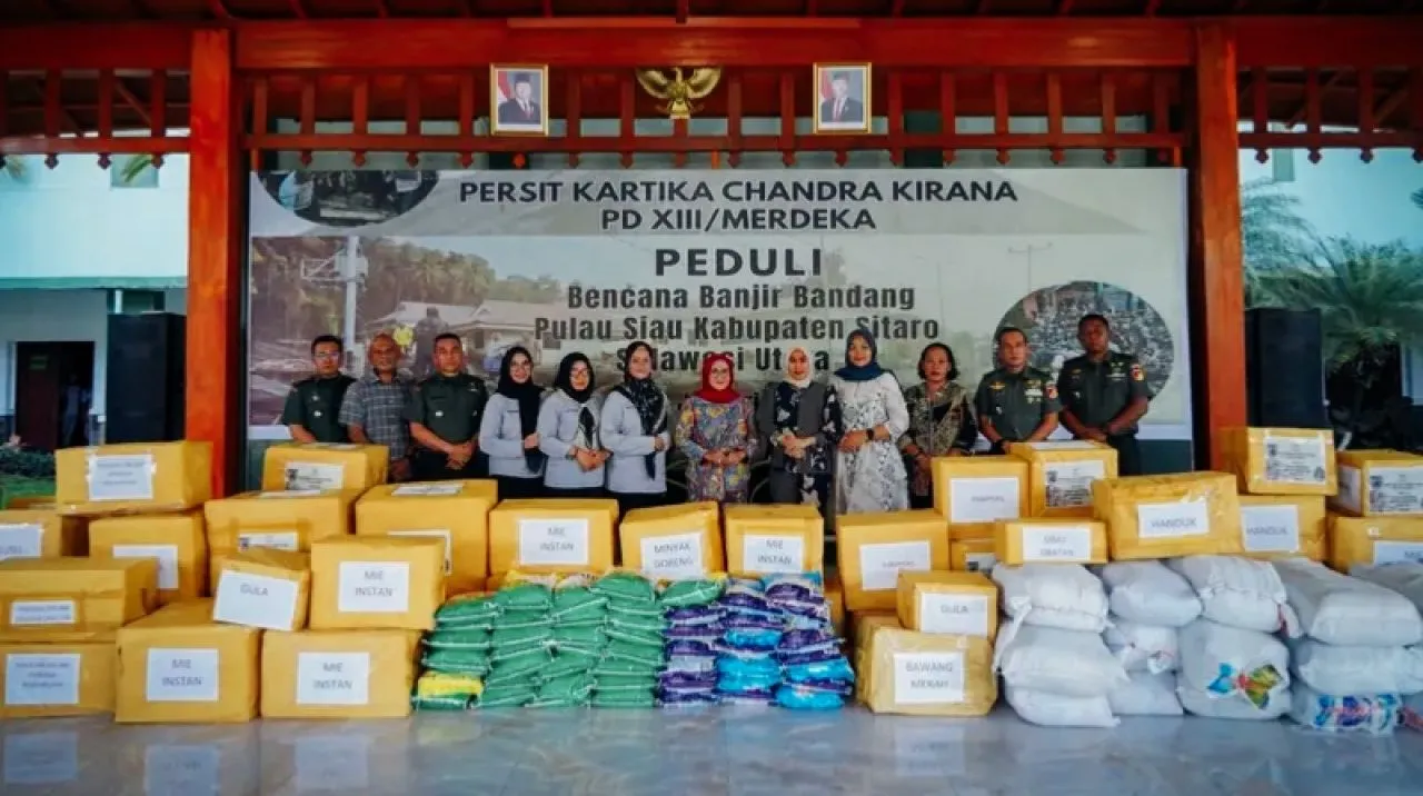 Tebar Kepedulian untuk Siau, Persit KCK Daerah XIII/Merdeka Salurkan Bantuan Kemanusiaan Korban Banjir Bandang
