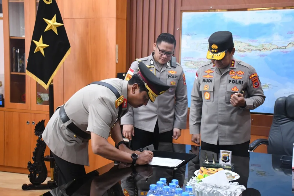 Kapolda NTT Pimpin Penyerahan Jabatan Wakapolda, Simak Selengkapnya