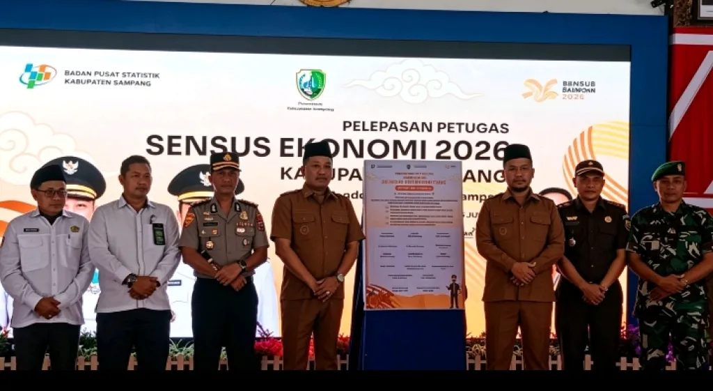 ​Bupati Slamet Junaidi Lepas Ribuan Petugas Sensus Ekonomi 2026 Kabupaten Sampang