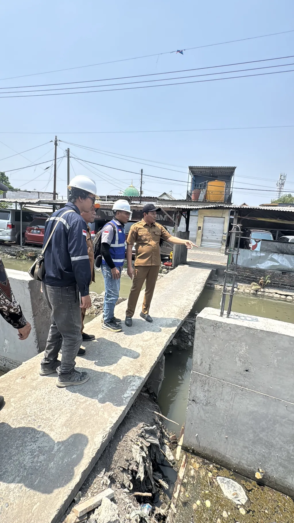 Ganggu Normalisasi, Pemkab Sidoarjo Tertibkan Jembatan-jembatan Liar