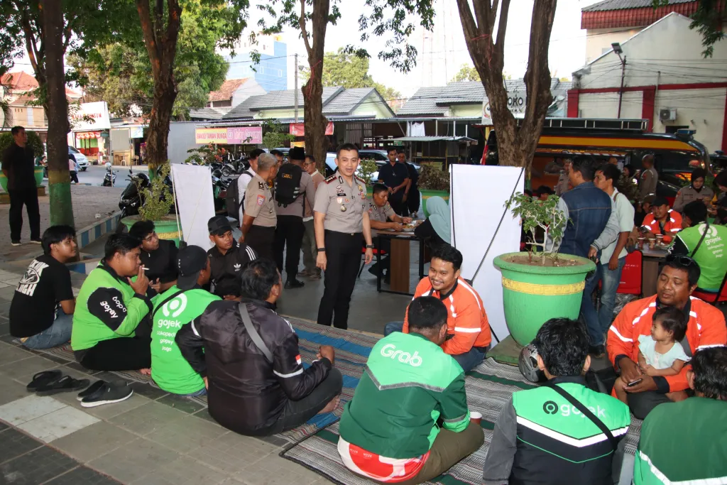 Kapolresta Sumenep Gelar Giat "Ngopi Bareng Masyarakat", Perkuat Silaturahmi dan Komunikasi Polisi Bersama Masyarakat