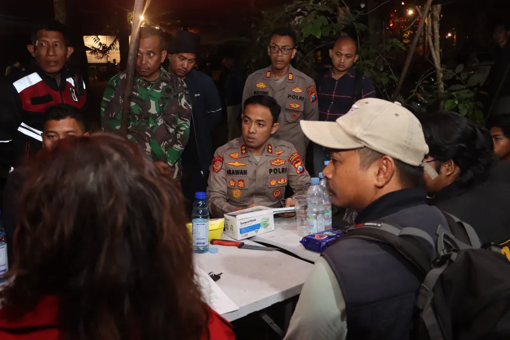 Kapolres Pasuruan Pantau Perkembangan Karhutla di Gunung Ringgit dan Arjuno, Pastikan Penanganan Berjalan