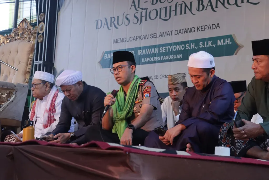 Kapolres Pasuruan Hadiri Majelis Subuhan Al-Busyro, Ajak Masyarakat Bijak Bermedia Sosial
