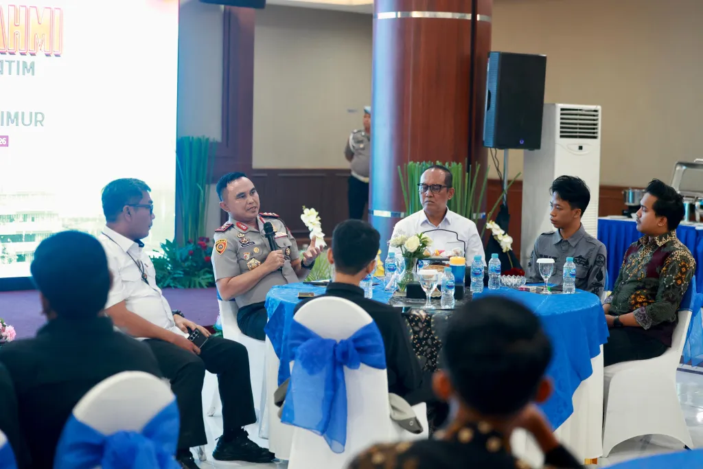 Perkuat Sinergi Kamtibmas, Kapolda Jatim Silaturahmi dengan BEM se-Jawa Timur Bangun Dialog Konstruktif