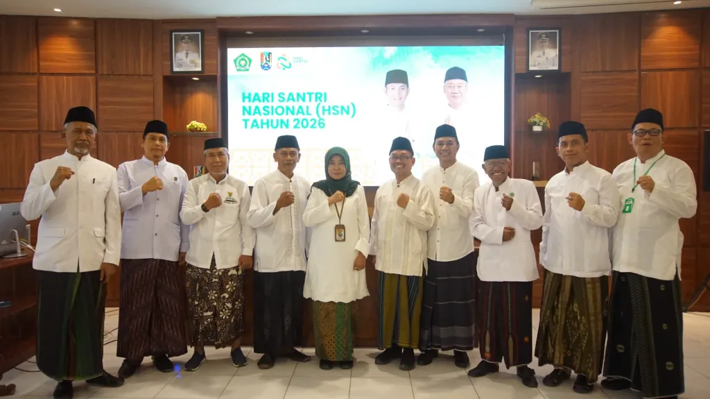 16.630 Peserta Padati Alun-Alun Tuban, Hari Santri 2026 Kobarkan Semangat Menuju Indonesia Emas