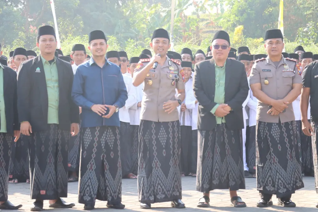 Hari Santri Nasional, Kapolres Pasuruan Ingatkan Pelajar Bahaya Narkoba hingga Perundungan