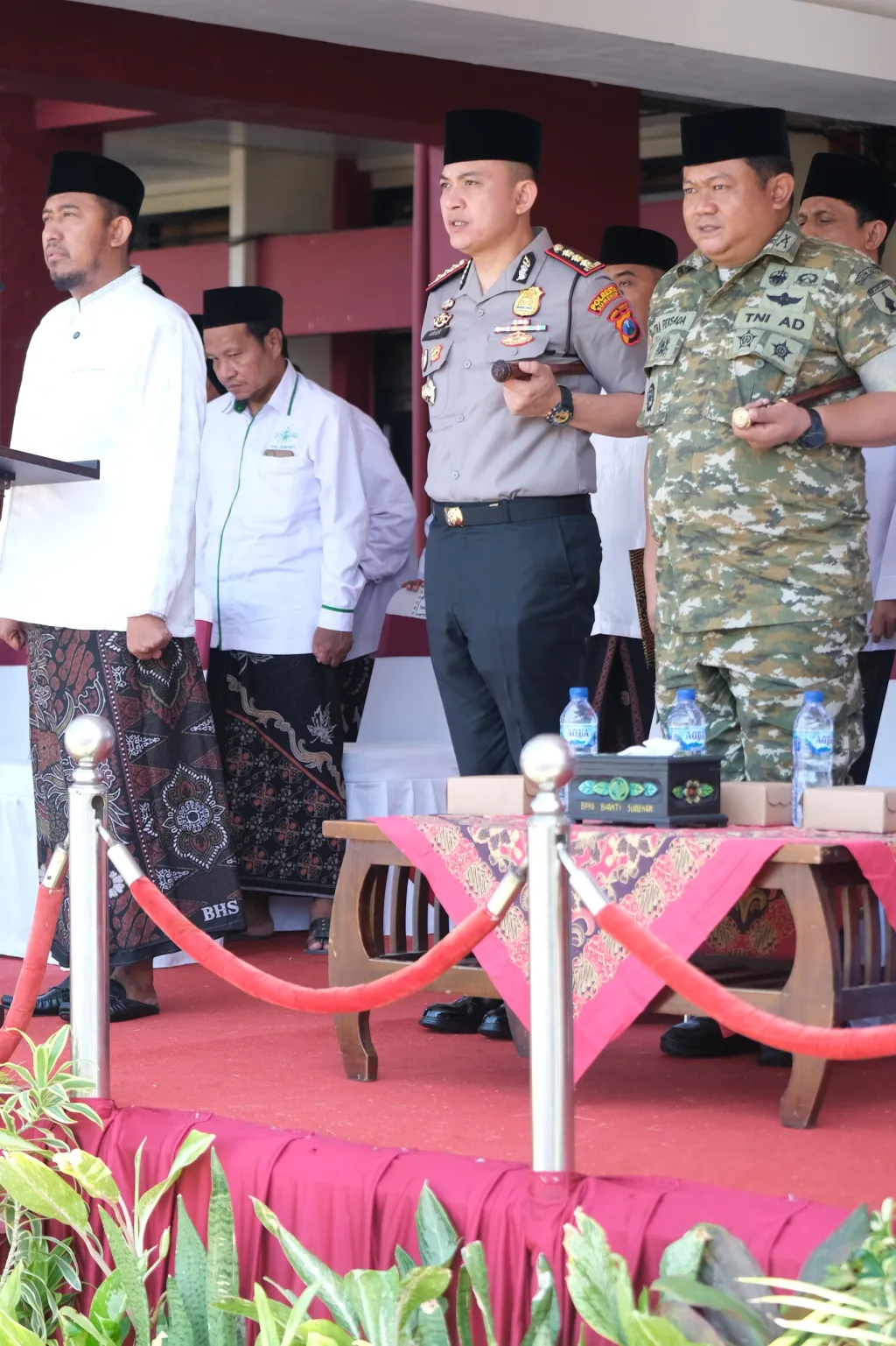 Kapolresta Sumenep Hadiri Apel Hari Santri Nasional 2026, Perkuat Sinergi dengan Ulama dan Santri