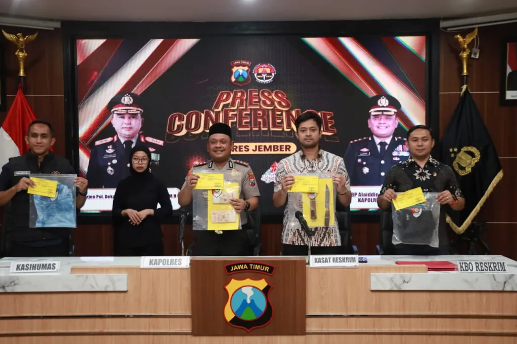Kurang dari 24 Jam, Polres Jember Tangkap Dua Terduga Perampok Toko Emas