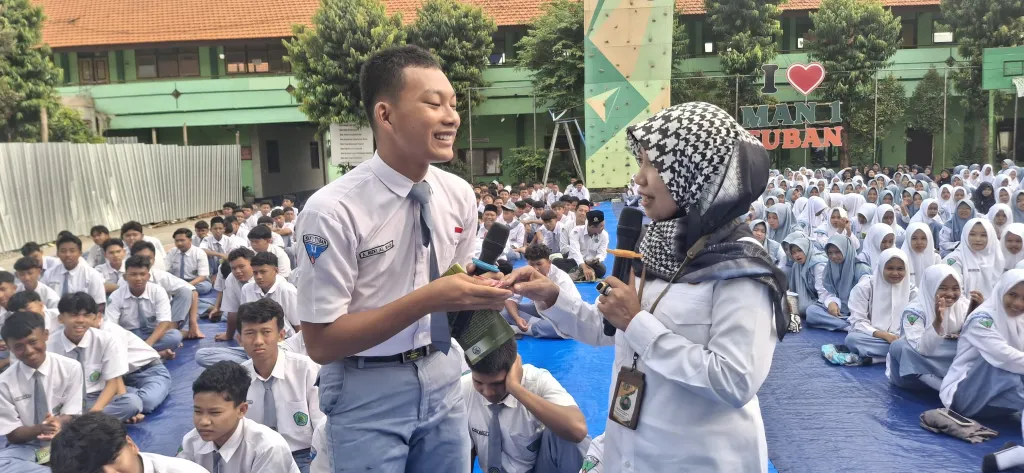 Kepala Kemenag Tuban Launching Ngaji Kitab Washaya di MAN 1 Tuban, Perkuat Karakter dan Akhlak Siswa