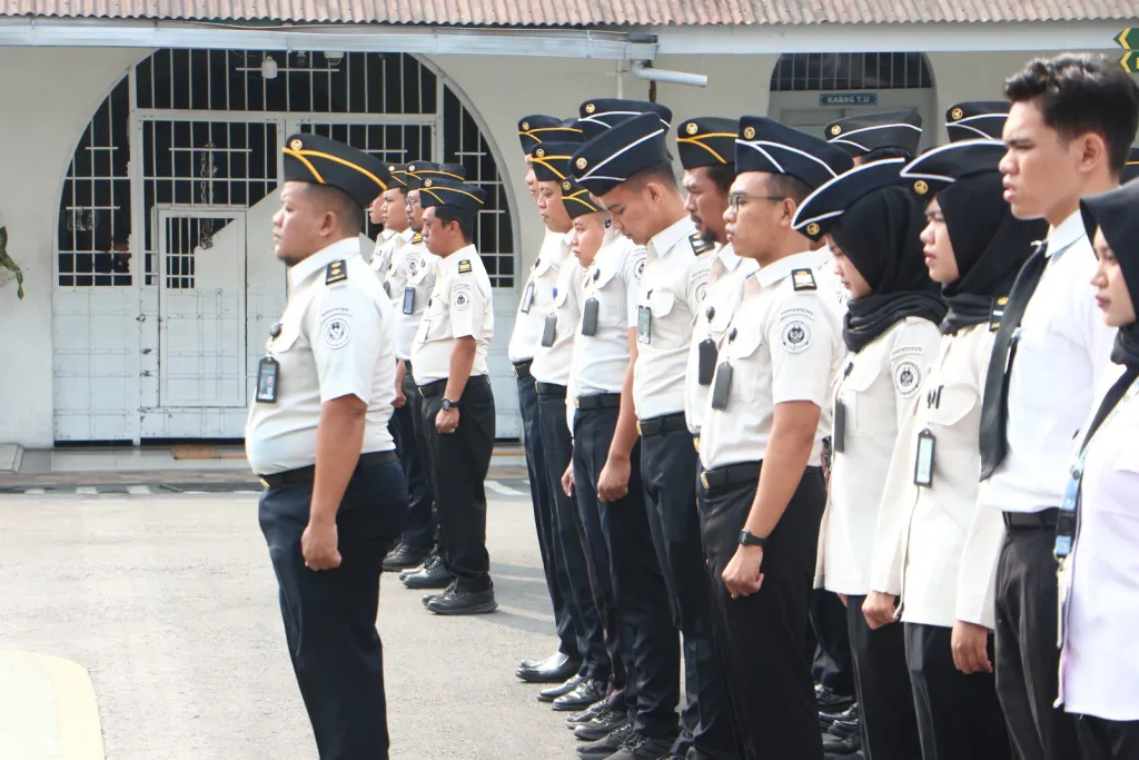 Apel Senin Akhir Oktober, Lapas Kelas I Madiun Perkuat Komitmen dan Kinerja Pegawai