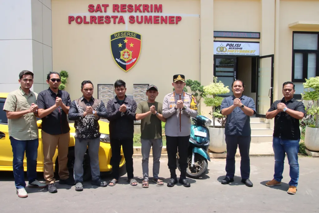 Kapolresta Sumenep Serahkan Pinjam Pakai Barang Bukti Kendaraan kepada Pemiliknya
