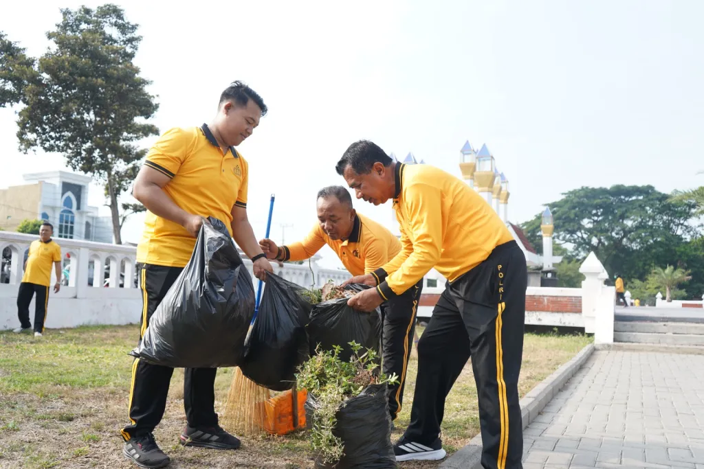 Polres Kediri Konsisten Jaga Kelestarian Lingkungan Melalui Program Green Policing