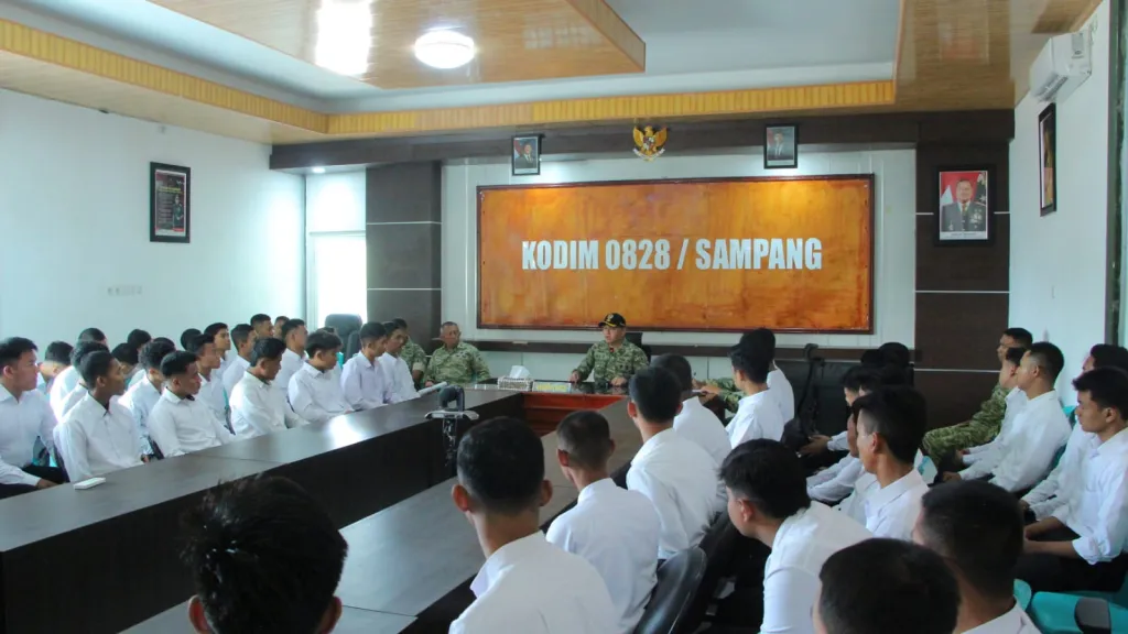 Beri Pengarahan Caba dan Cata PK, Dandim Sampang: Masuk TNI AD Gratis!