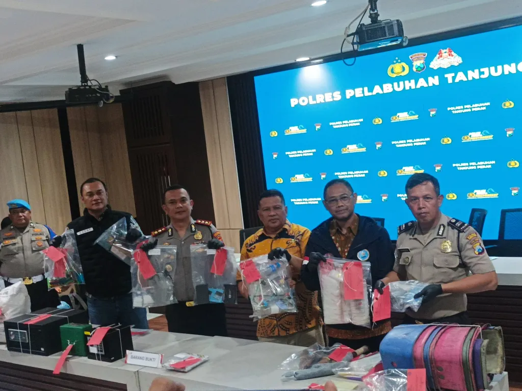Polres Tanjung Perak Bongkar Peredaran Narkoba di Kampung Kunti, 17 Orang Direkomendasikan Rehabilitasi