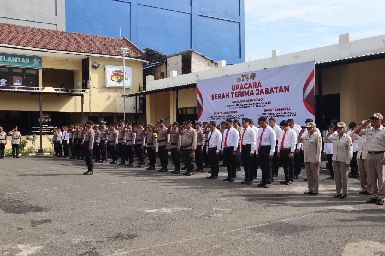 Polres Pelabuhan Tanjung Perak Gelar Sertijab, PJU dan Kapolsek Asemrowo Berganti