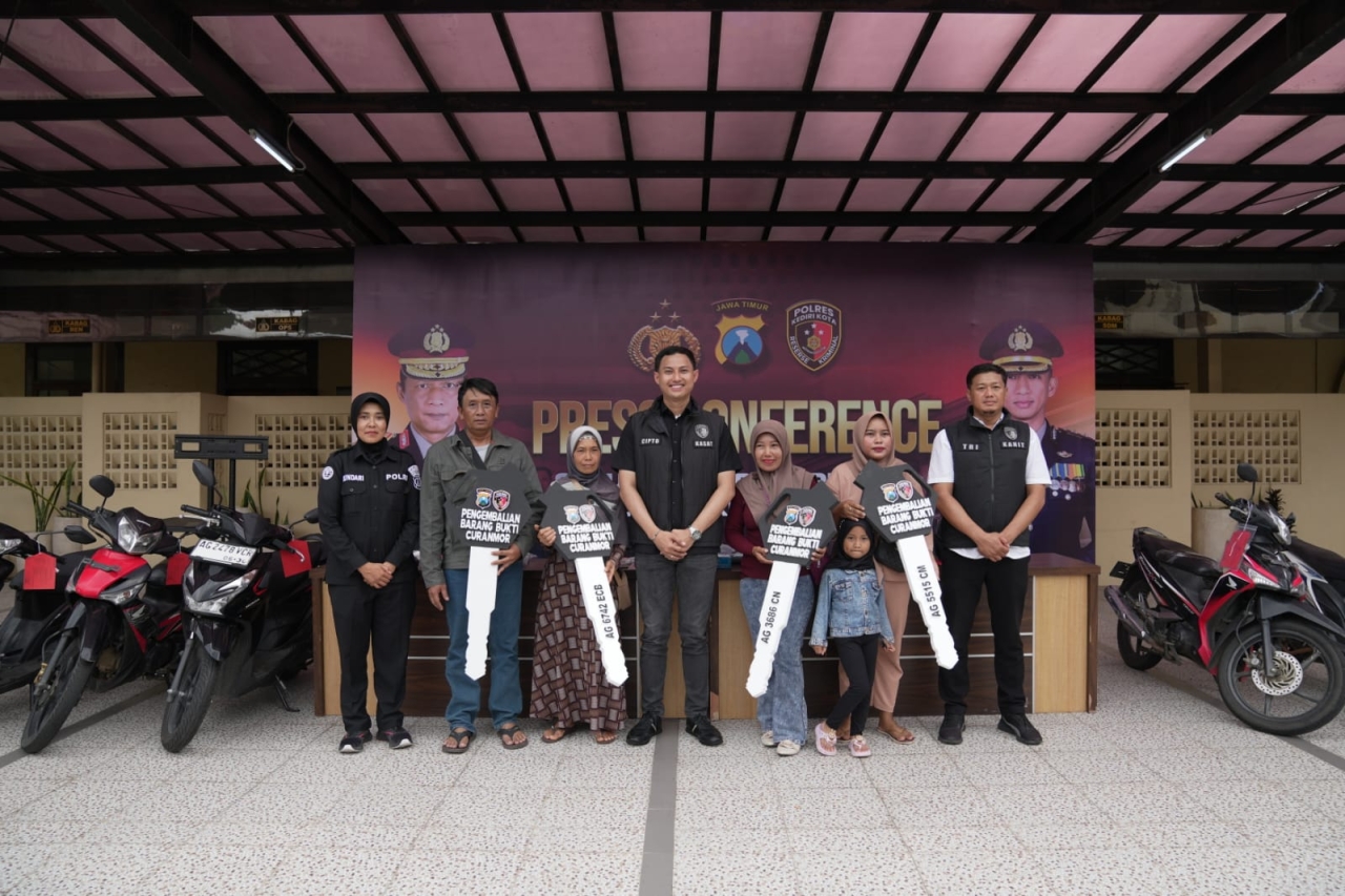 Gratis, Polres Kediri Kota Temukan dan Kembalikan Motor Hilang kepada Pemiliknya