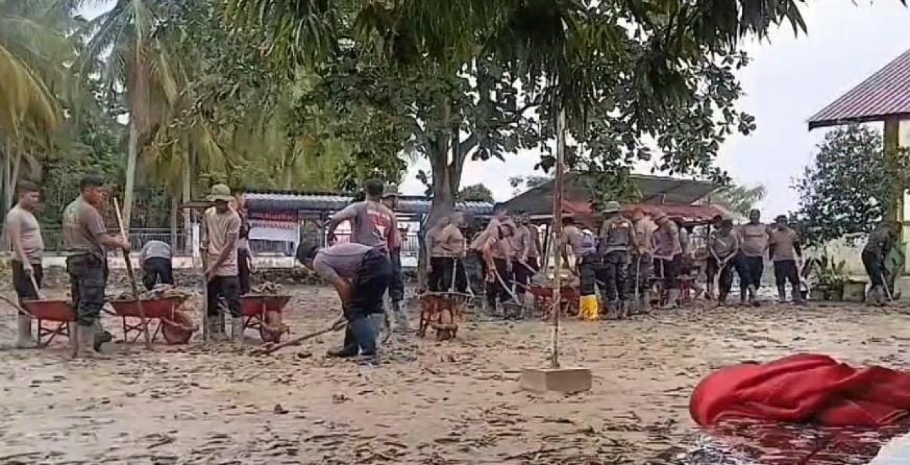 Gerak Cepat dalam Pemulihan Pascabencana, Polri Pastikan Sekolah di Aceh Utara Siap Digunakan 