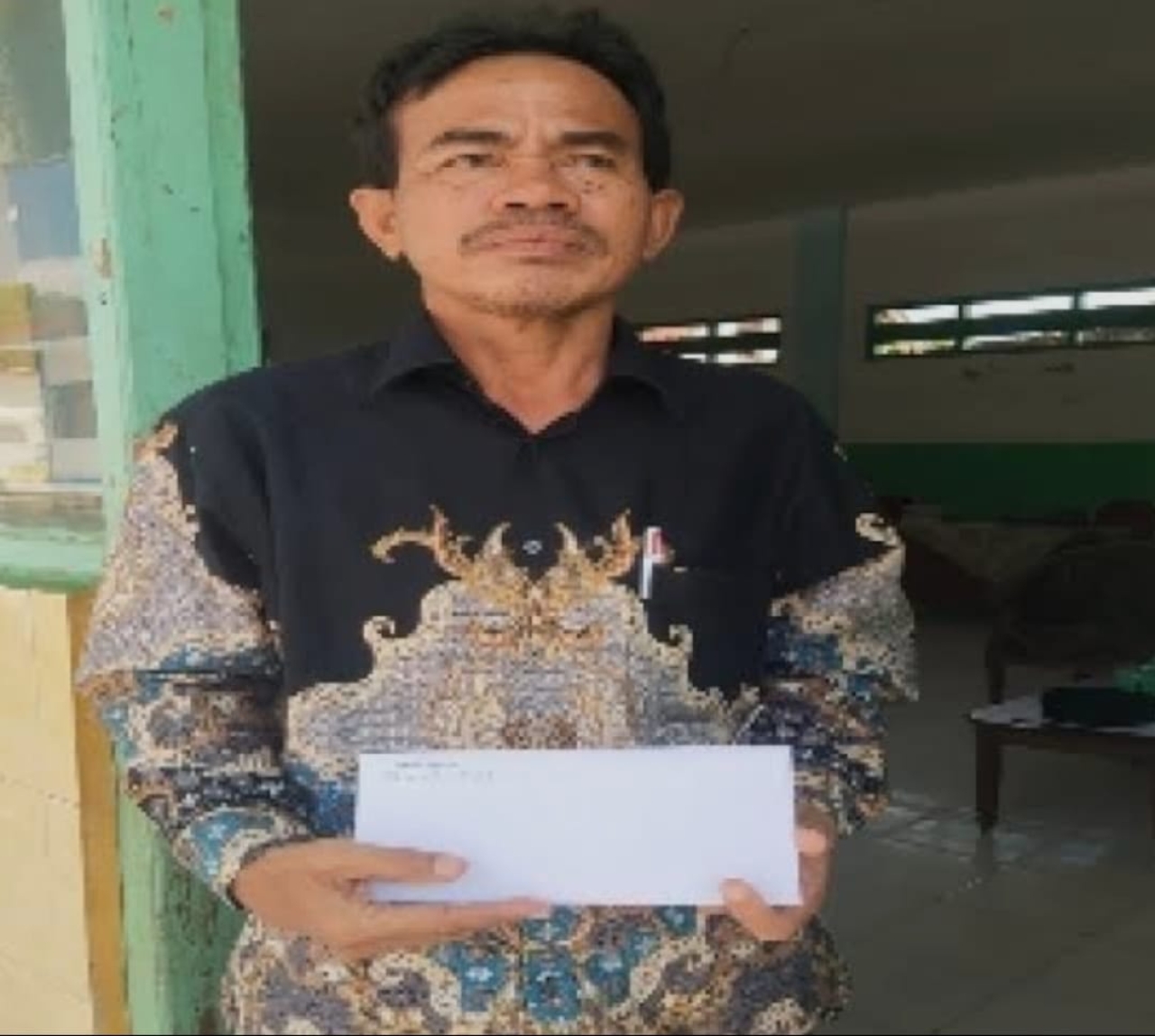 Foto: Pj Kades Tlagah Tegaskan Terduga Pelaku Penjambretan Bukan Lagi Aparat Desa