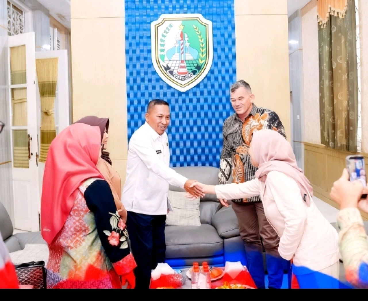 Foto : Bupati Sampang Terima Kunjungan Konjen Australia