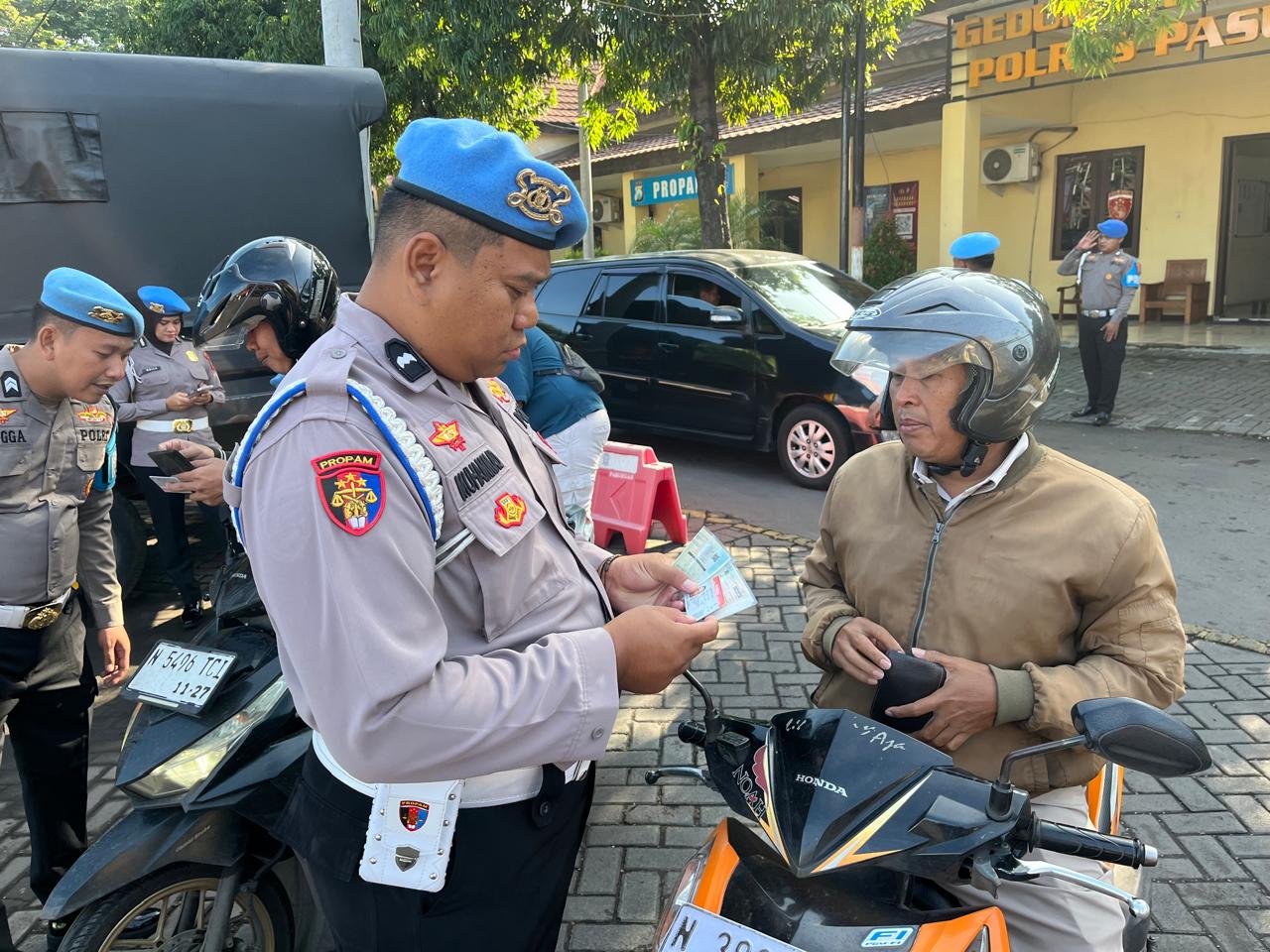 Sipropam Polres Pasuruan Gelar Ops Gaktibplin Guna Mencegah Pelanggaran Anggota