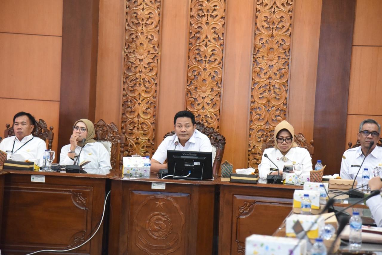 Bupati Minta Kecamatan dan Dinas PUBMSDA Sidoarjo Simultan Garap Perbaiki Jalan